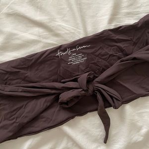 437 Swimwear Leo Top